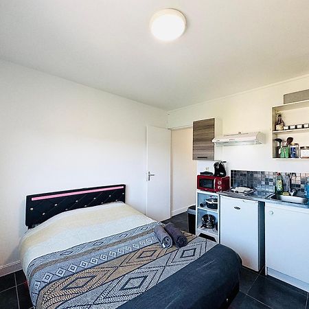 Studio A 300 Metres De La Gare Et 25 Minutes De Paris En Train Melun Exterior photo
