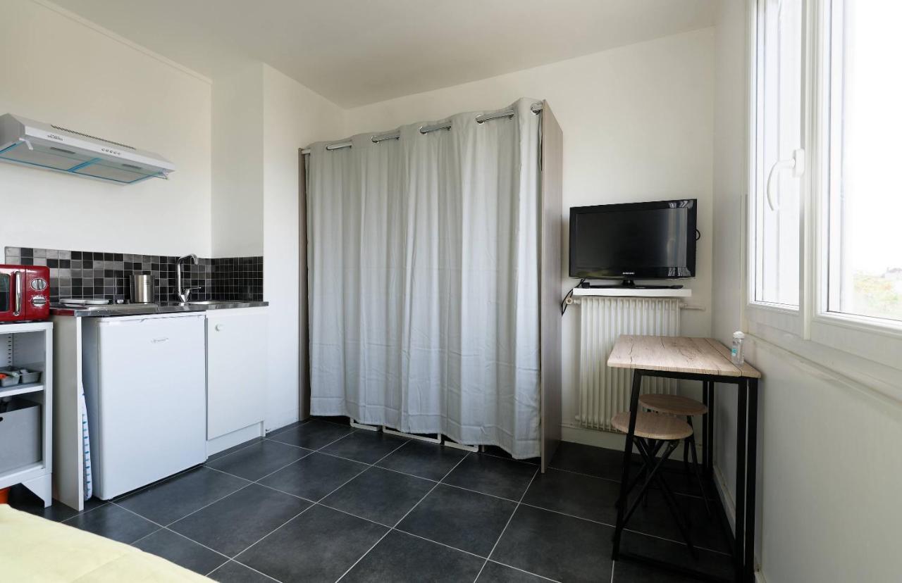 Studio A 300 Metres De La Gare Et 25 Minutes De Paris En Train Melun Exterior photo