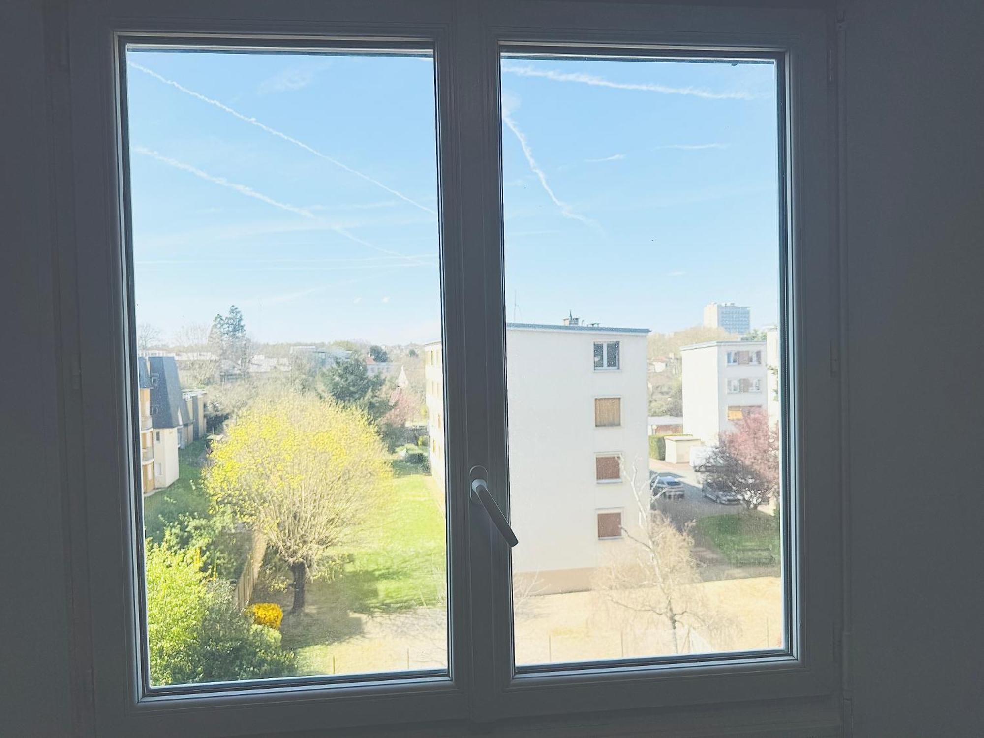 Studio A 300 Metres De La Gare Et 25 Minutes De Paris En Train Melun Exterior photo