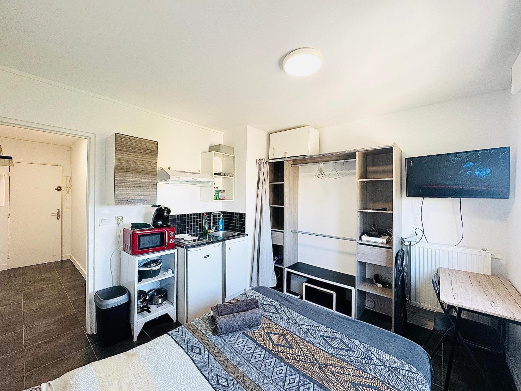 Studio A 300 Metres De La Gare Et 25 Minutes De Paris En Train Melun Exterior photo
