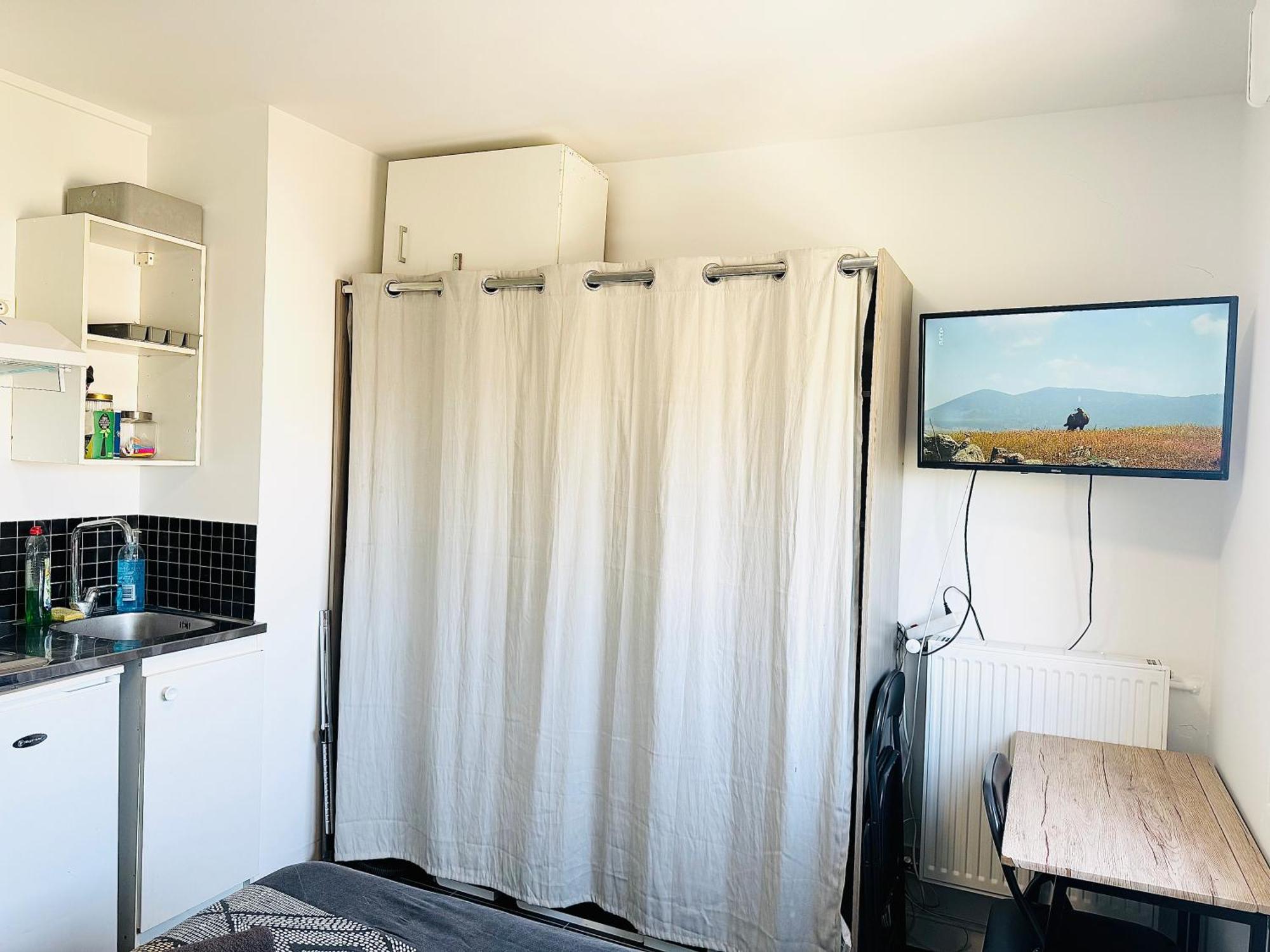 Studio A 300 Metres De La Gare Et 25 Minutes De Paris En Train Melun Exterior photo
