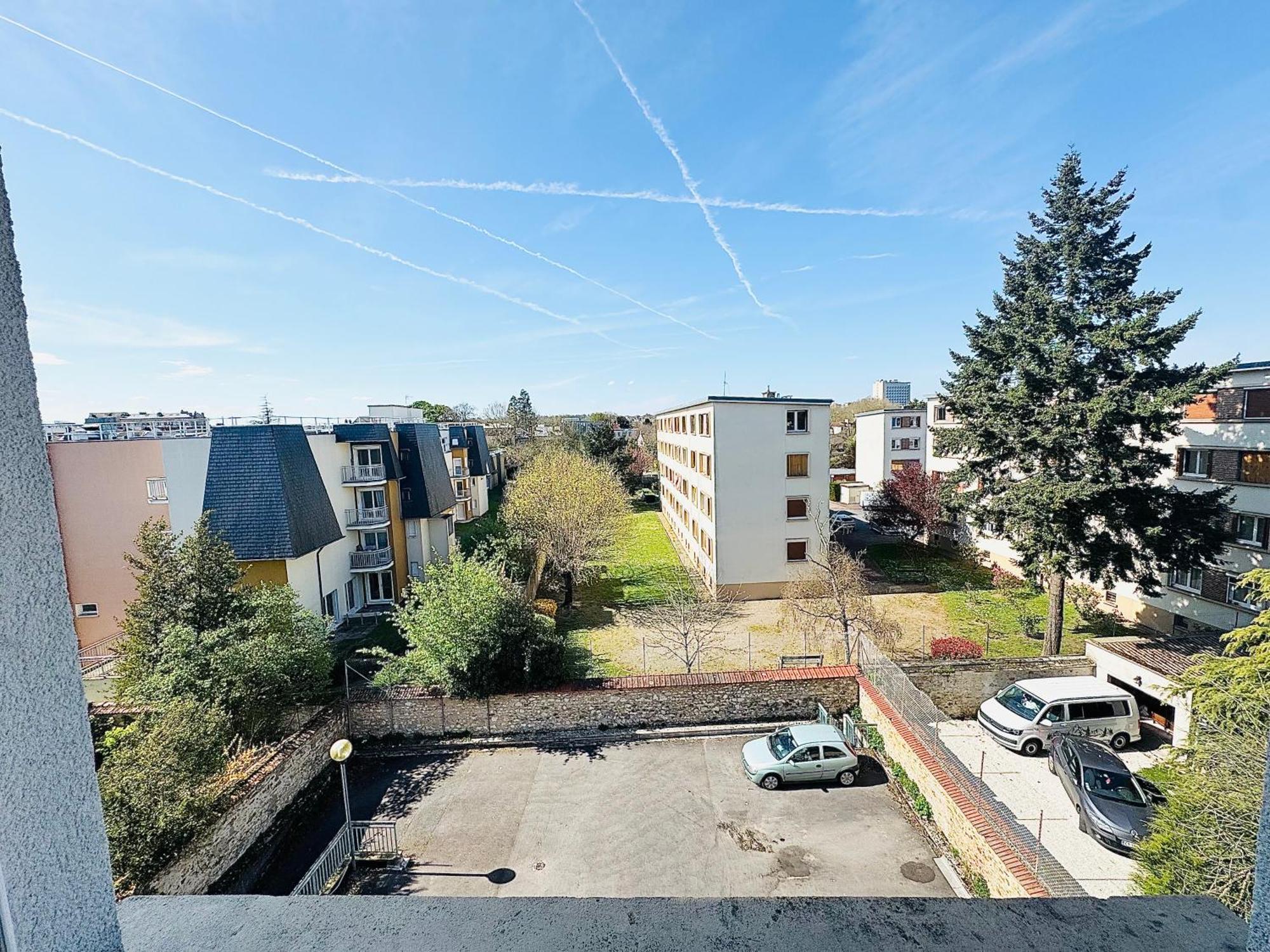 Studio A 300 Metres De La Gare Et 25 Minutes De Paris En Train Melun Exterior photo