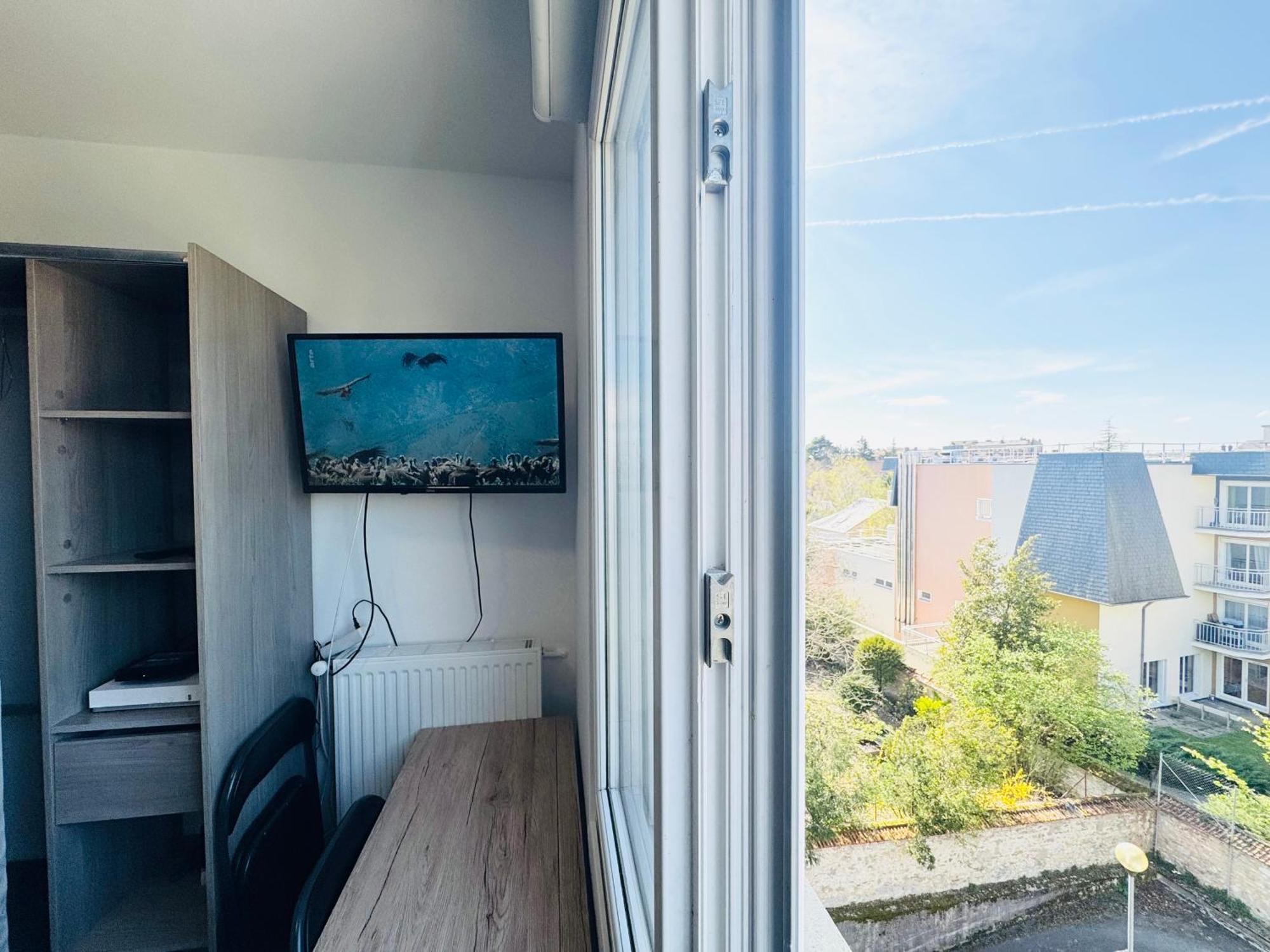 Studio A 300 Metres De La Gare Et 25 Minutes De Paris En Train Melun Exterior photo