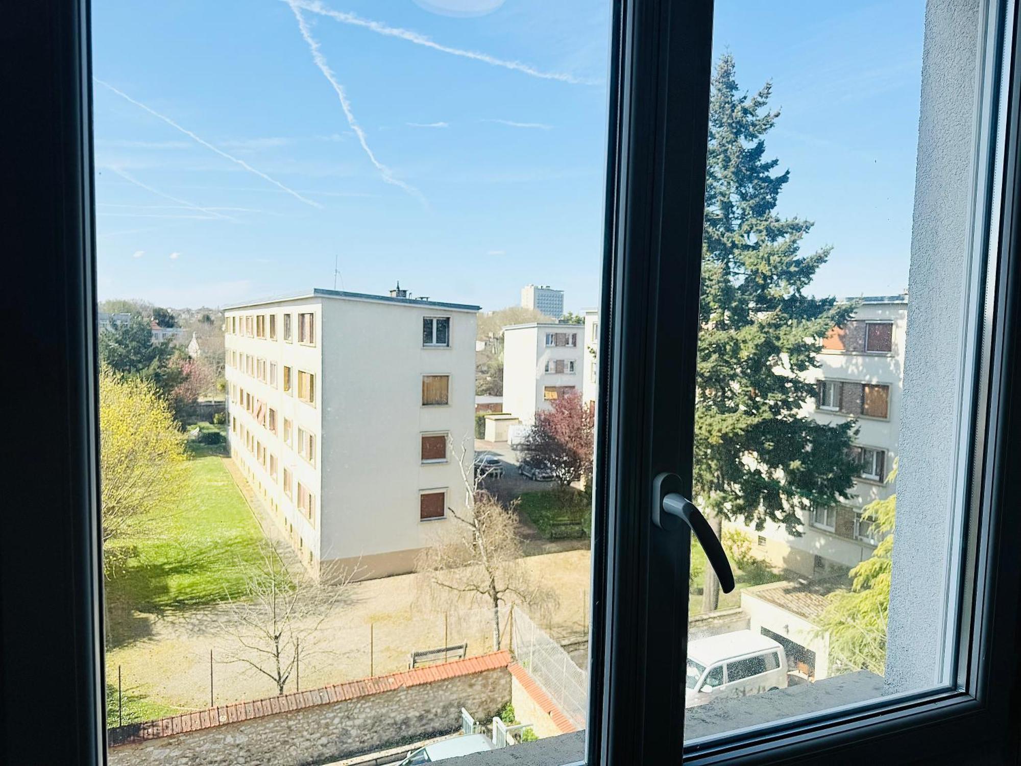Studio A 300 Metres De La Gare Et 25 Minutes De Paris En Train Melun Exterior photo